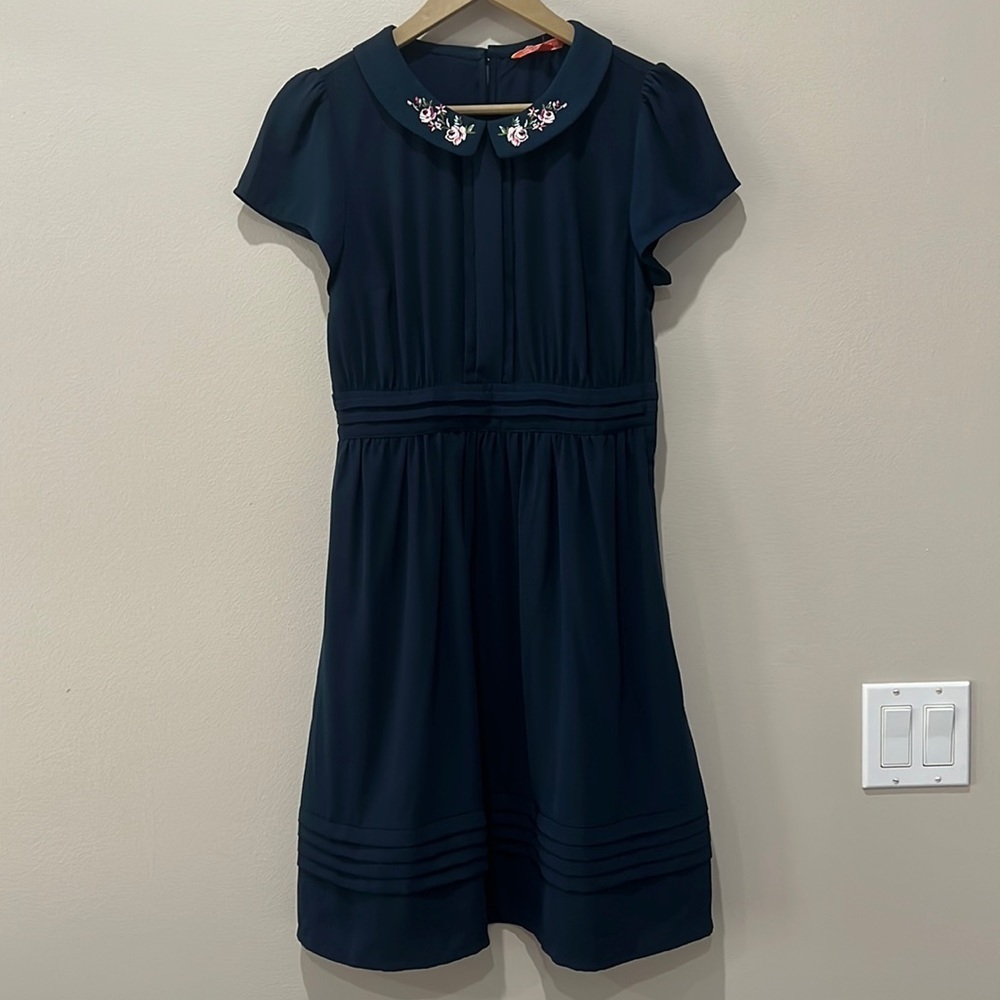 ModCloth Navy Dress with Floral Embroidered Collar in size S